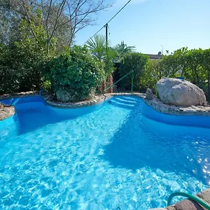 apartmentsgarda-residenza-bouganville.hotelinveneto.com/