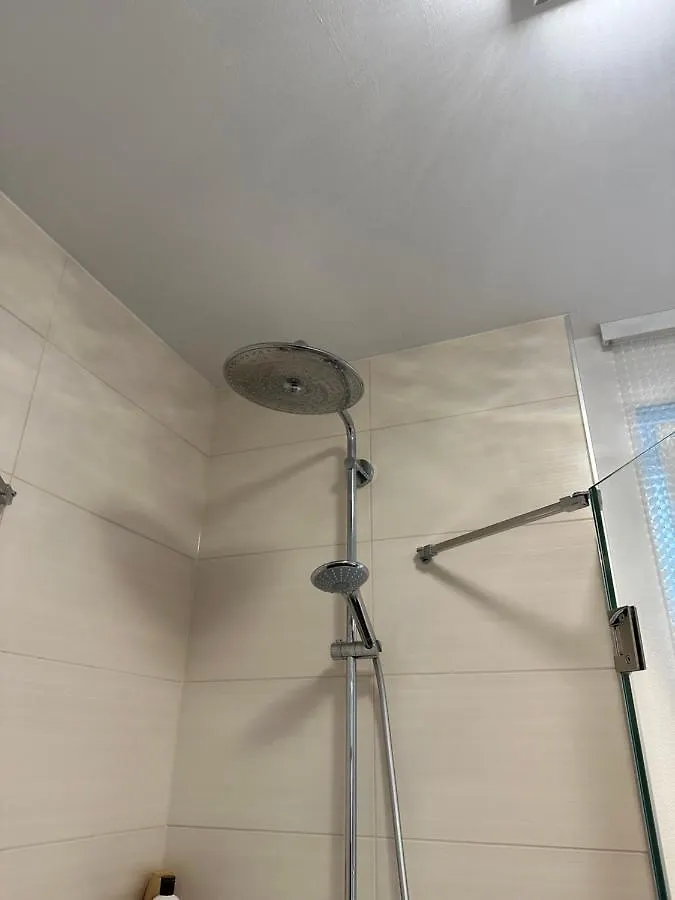 Traumhafte Haushaelfte Mit Kamin, Garten & Whirlpool Apartment Berlin 0*,  Germany